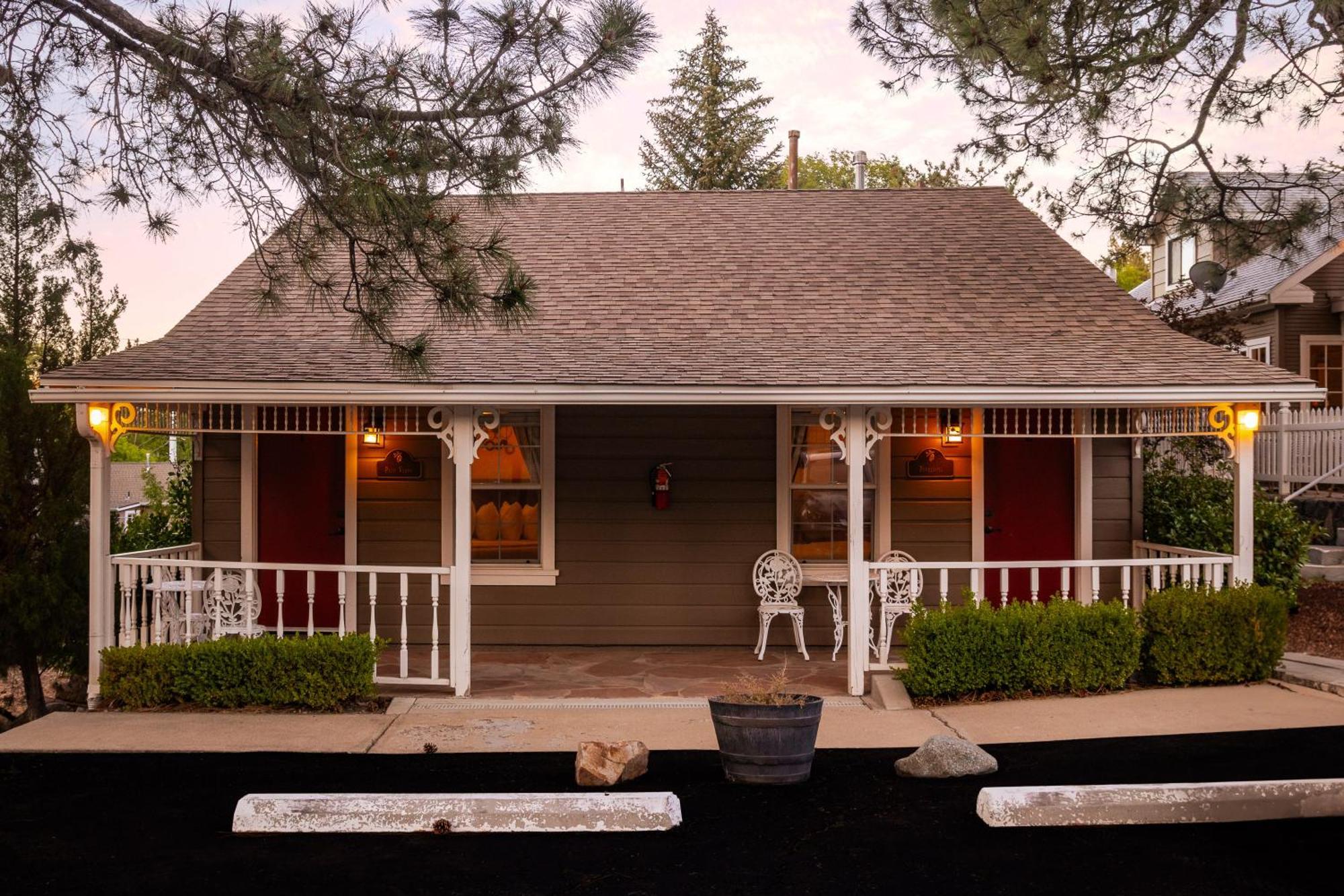 Prescott Pines Inn Экстерьер фото