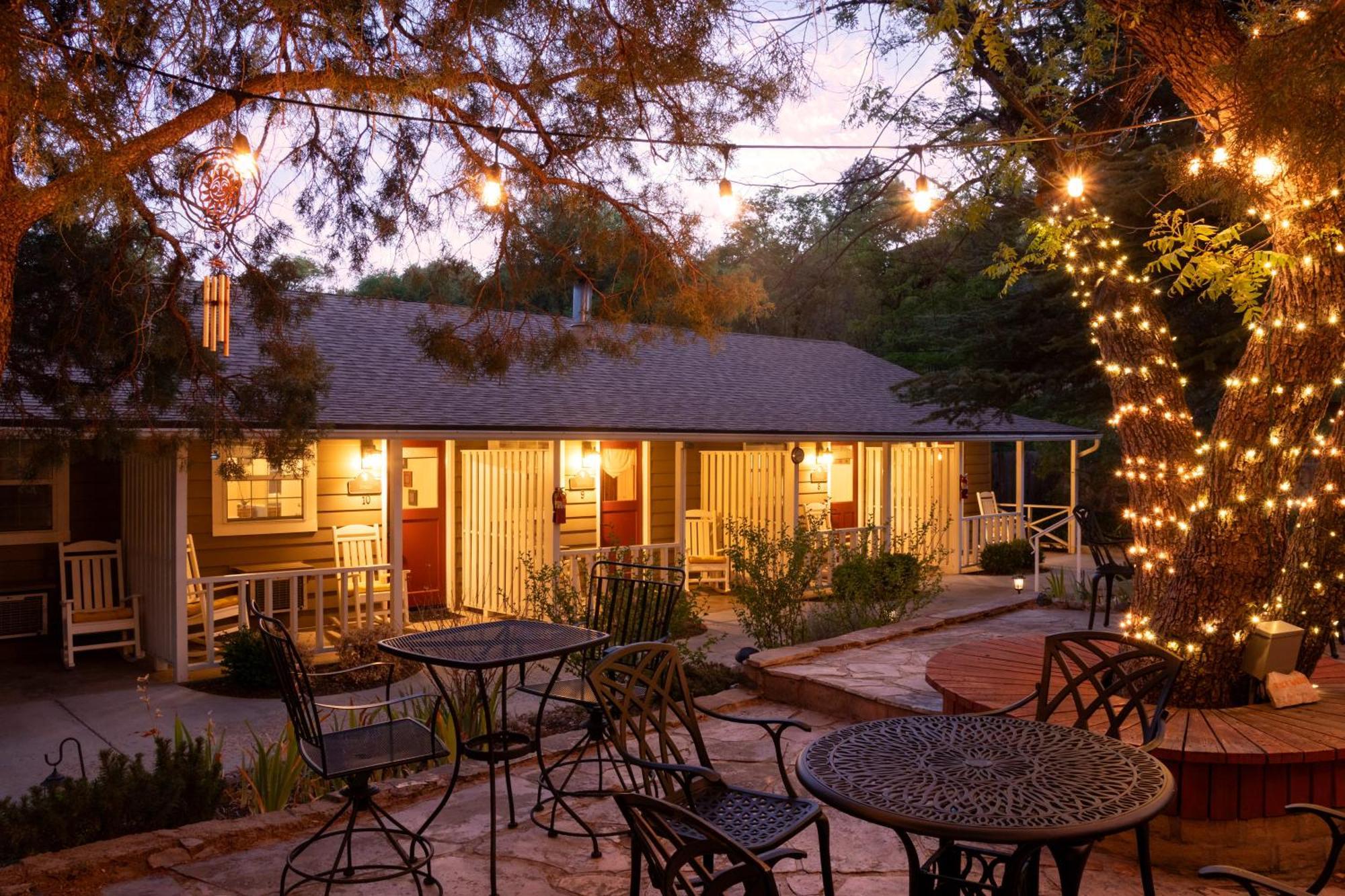 Prescott Pines Inn Экстерьер фото