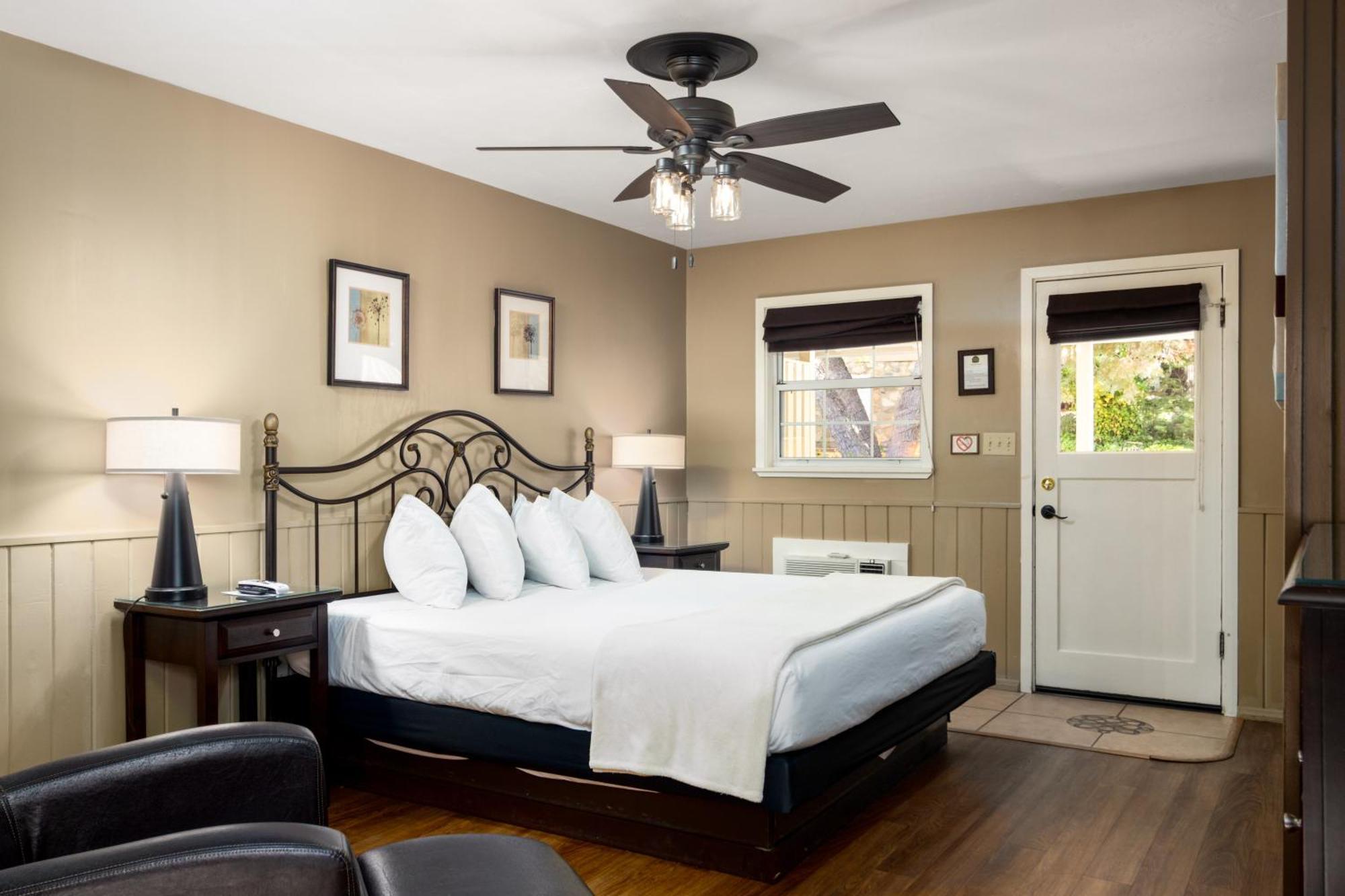 Prescott Pines Inn Экстерьер фото