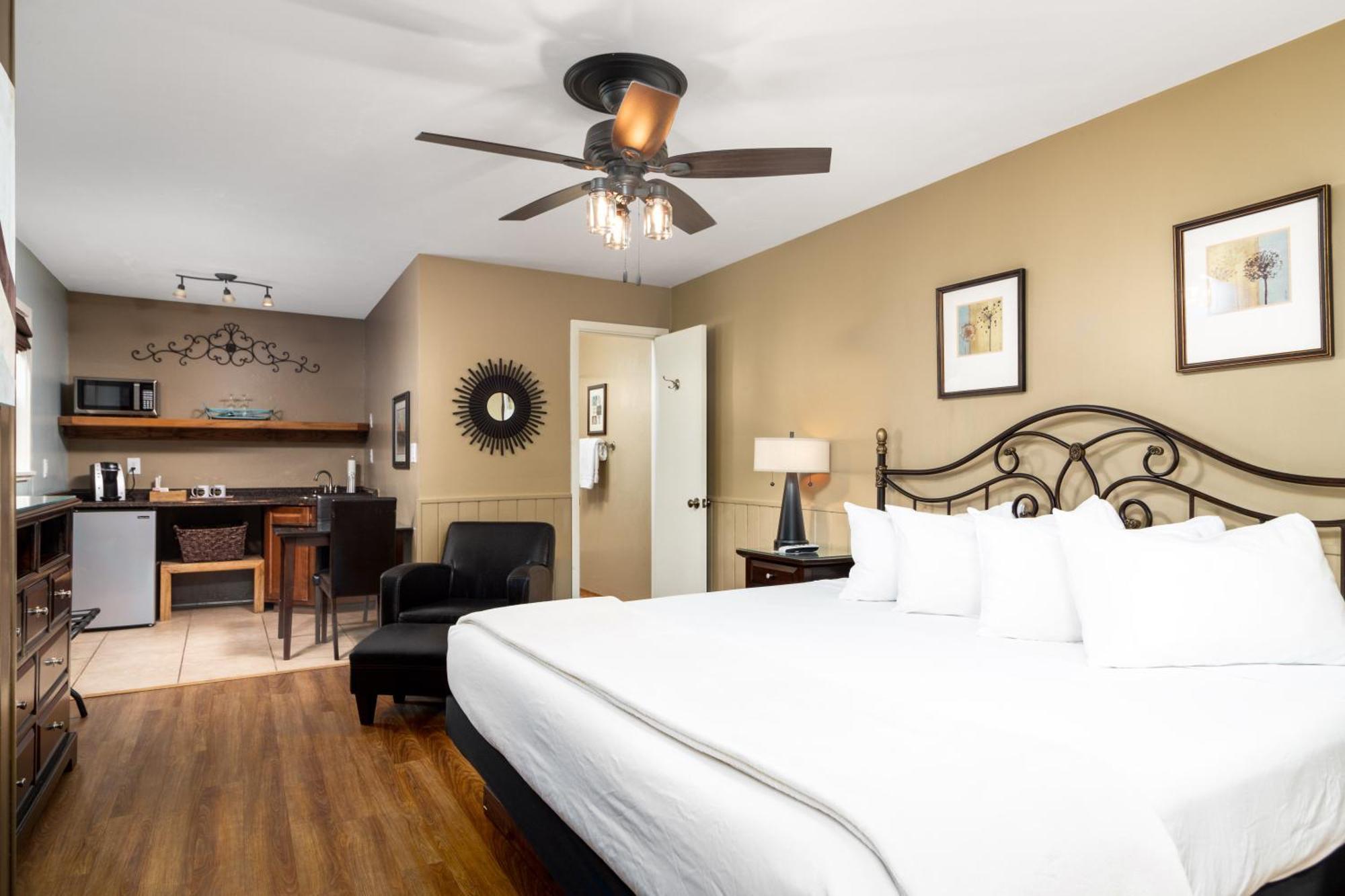 Prescott Pines Inn Экстерьер фото