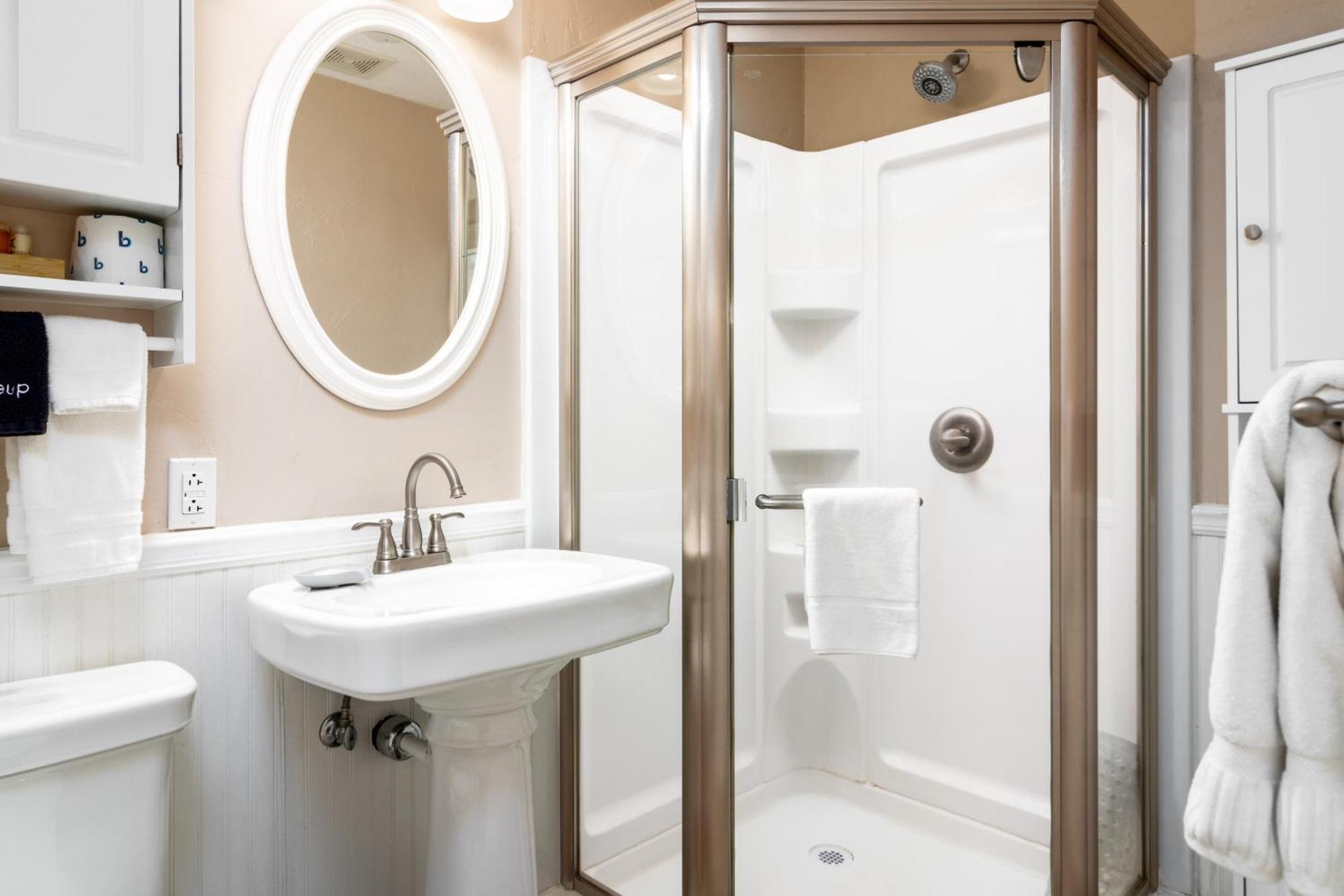 Prescott Pines Inn Экстерьер фото