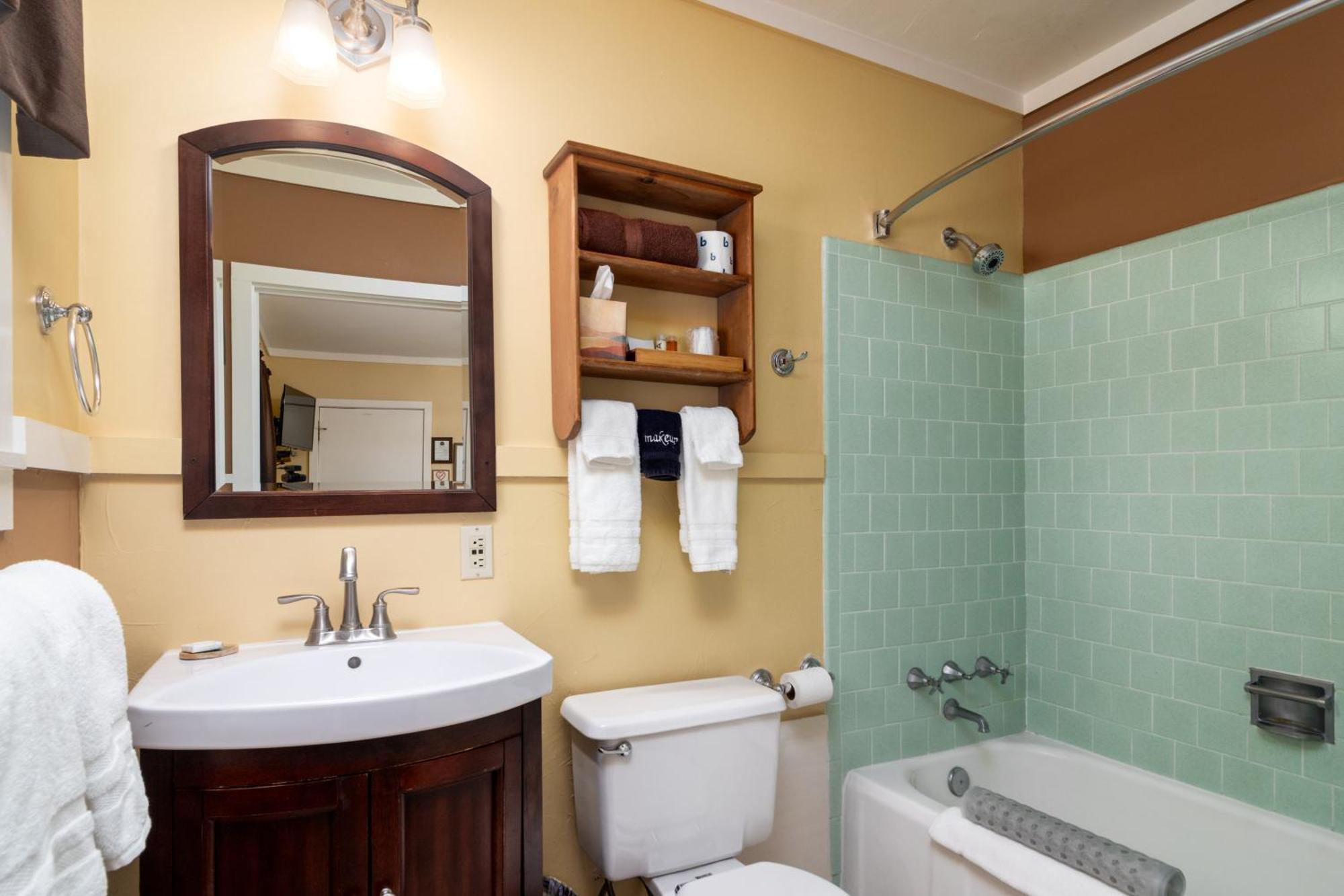 Prescott Pines Inn Экстерьер фото