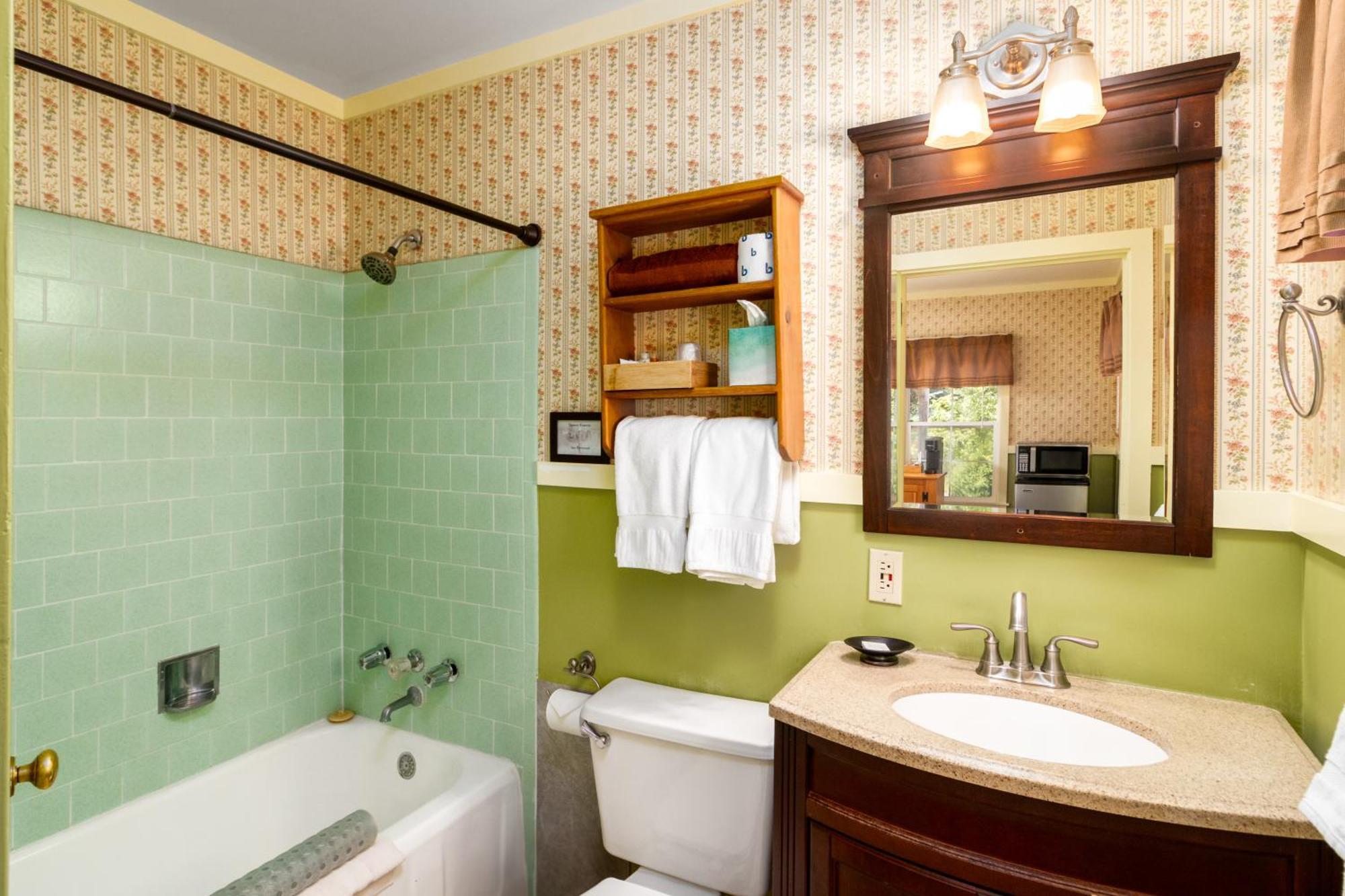 Prescott Pines Inn Экстерьер фото