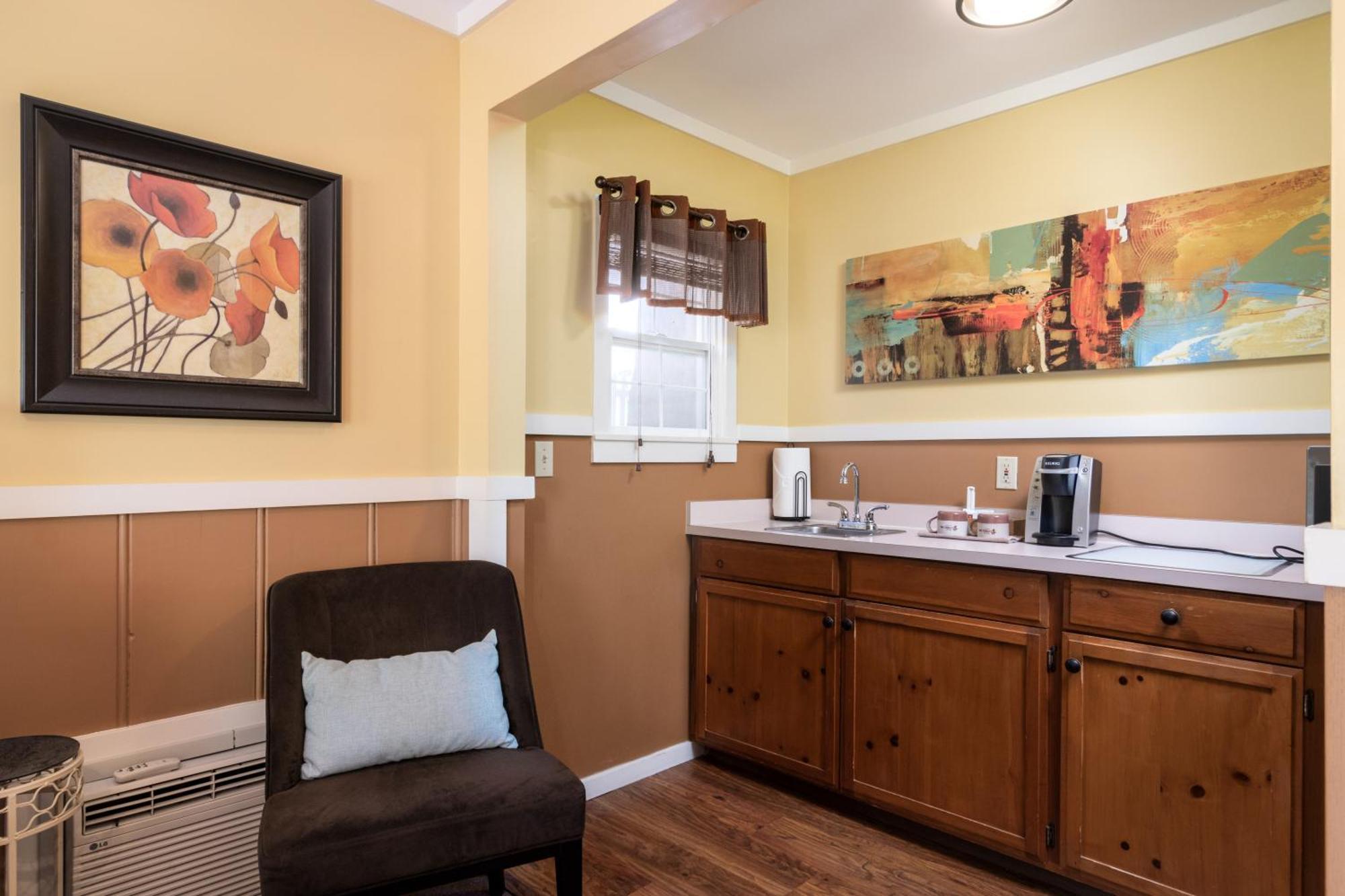 Prescott Pines Inn Экстерьер фото