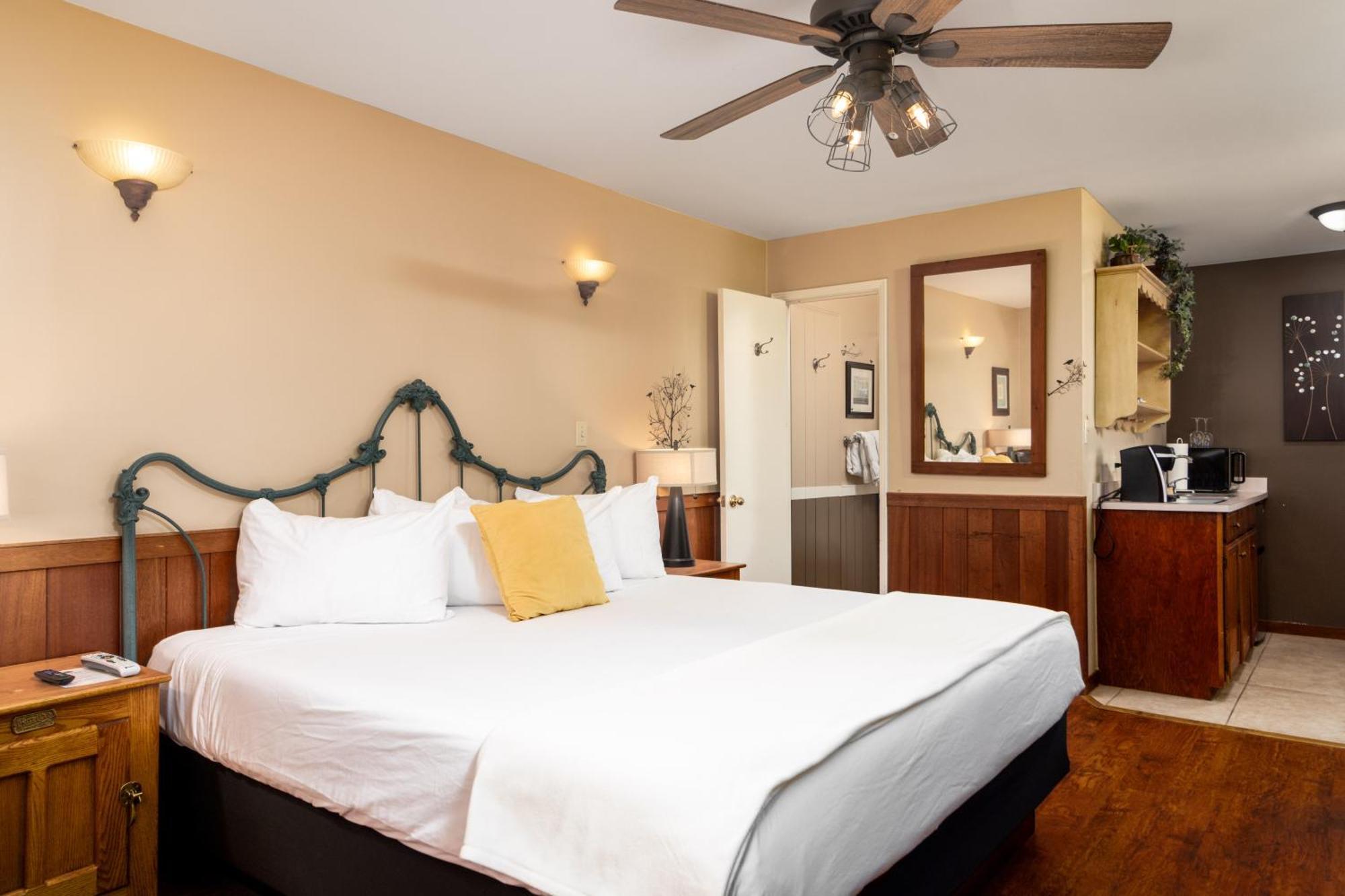 Prescott Pines Inn Экстерьер фото
